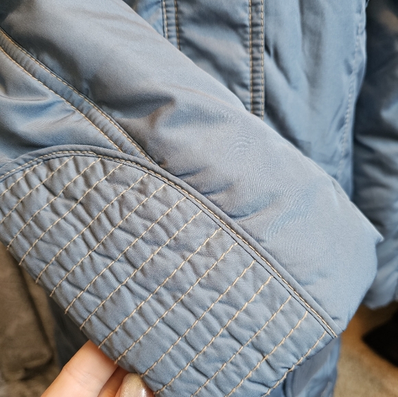 Vero Moda unique long puffer. Small - Picture 3 of 6